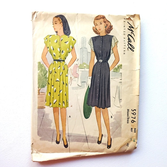 1940s Vintage McCalls 5976 Cap Sleeve Midi Dress Sewing Pattern - Picture 1 of 2